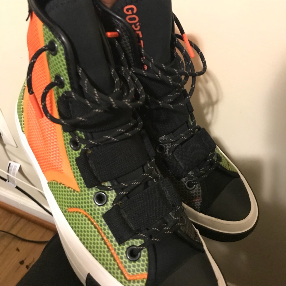 Gore-Tex converse